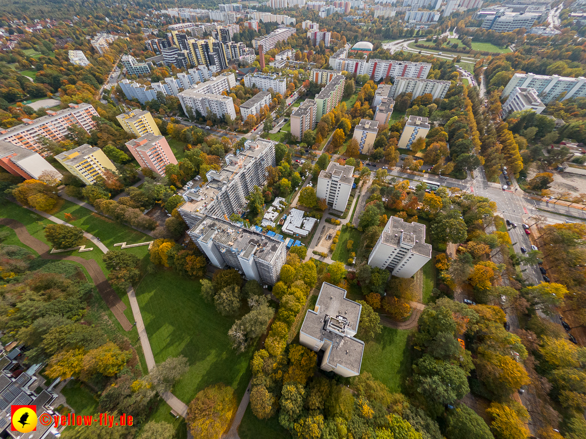 13.10.2022 - Fassadensnaierung am Karl-Marx-Ring 11-21